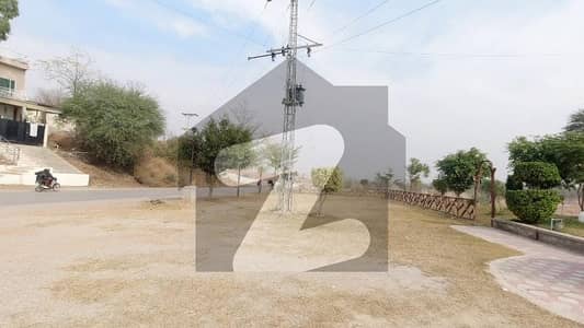 روز ویلی اڈیالہ روڈ,راولپنڈی میں 5 مرلہ رہائشی پلاٹ 18.0 لاکھ میں برائے فروخت۔