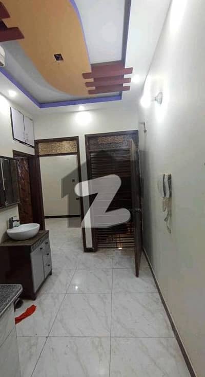 Buy A 450 Square Feet Flat For sale In Allahwala Town - Sector 31-B