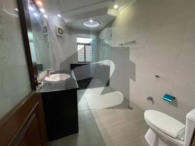 HOUSE FOR RENT IN F-8