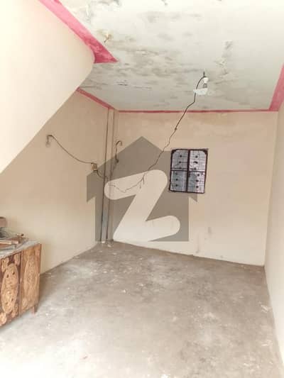 Outstanding Place For Business At Main Khokhar Town   Bund Road Lahore.