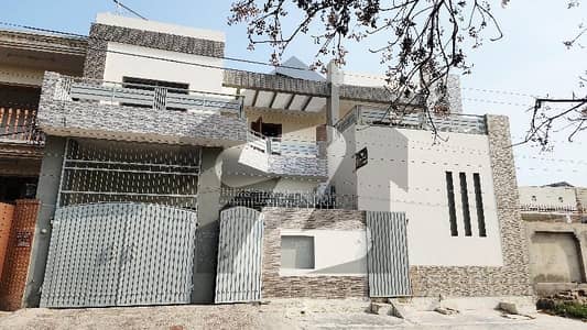 شرقی کالونی وہاڑی میں 6 کمروں کا 10 مرلہ مکان 3.25 کروڑ میں برائے فروخت۔