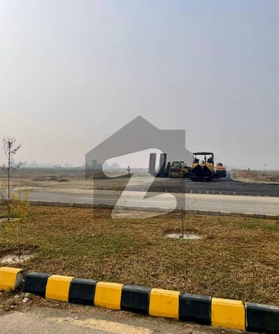 ایل ڈی اے سٹی فیز 1 ۔ بلاک سی ایل ڈی اے سٹی فیز 1 - جناح سیکٹر,ایل ڈی اے سٹی فیز 1,ایل ڈی اے سٹی,ایل ڈی اے روڈ,لاہور میں 5 مرلہ رہائشی پلاٹ 56.0 لاکھ میں برائے فروخت۔