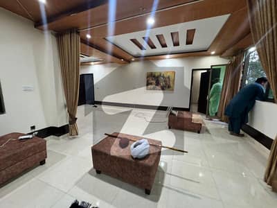 7 Marla Ground Floor Available At Shamshabad