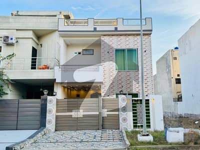 سٹی ہاؤسنگ سوسائٹی گوجرانوالہ میں 4 کمروں کا 5 مرلہ مکان 1.9 کروڑ میں برائے فروخت۔