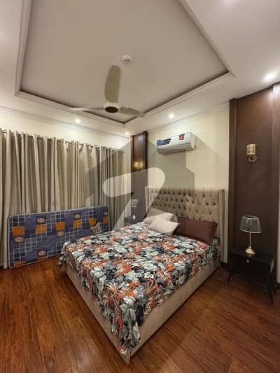 بحریہ ٹاؤن سیکٹرڈی بحریہ ٹاؤن,لاہور میں 3 کمروں کا 5 مرلہ مکان 1.4 لاکھ میں کرایہ پر دستیاب ہے۔