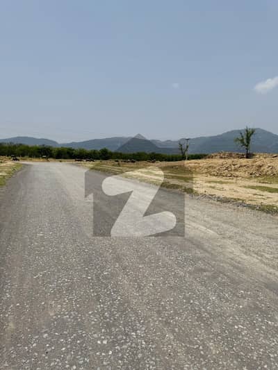 50x90 (1 Kanal) CUTTING STREET Plot For Sale In E-12.
