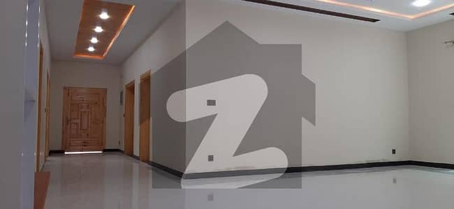 E11/4 1 kanal triple story Full House  9 Bedroom