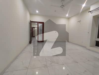LIKE BRAND NEW UPPER PORTION FOR RENT IN DHA PHASE 6, KARACHI