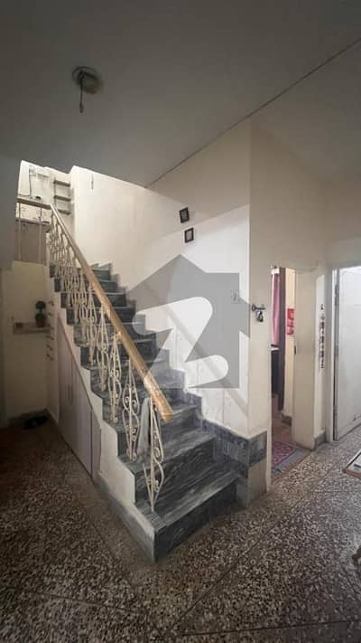 House For Sale In G-9/4 Islamabad | Prime Location Near All Facilities | Demand: PKR 5.5 Crore