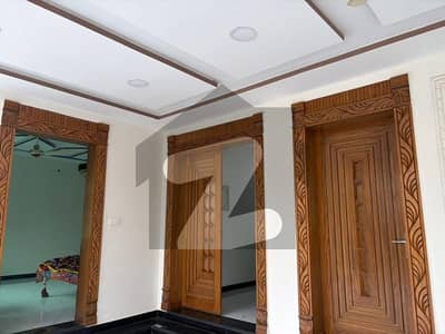 پی ڈبلیو ڈی ہاؤسنگ سوسائٹی ۔ بلاک بی پی ڈبلیو ڈی ہاؤسنگ سکیم,اسلام آباد میں 6 کمروں کا 1 کنال مکان 8.5 کروڑ میں برائے فروخت۔