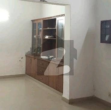 گارڈن ٹاؤن - شیر شاہ بلاک گارڈن ٹاؤن,لاہور میں 3 کمروں کا 5 مرلہ مکان 2.85 کروڑ میں برائے فروخت۔