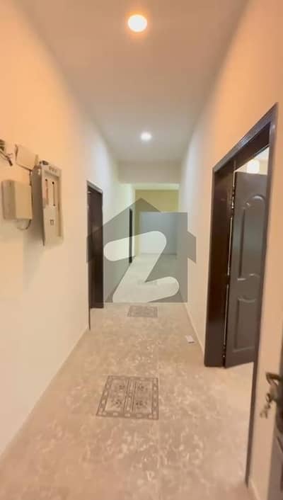 عسکری 11 عسکری,لاہور میں 3 کمروں کا 10 مرلہ فلیٹ 1.22 لاکھ میں کرایہ پر دستیاب ہے۔