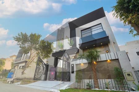 100% Original Property - 5 Marla Brand New Owner Build House Available For Sale At Prime Location Near to Park - Must Be See