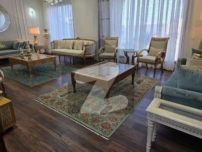 ڈی ایچ اے فیز 8 ڈی ایچ اے ڈیفینس,کراچی میں 6 کمروں کا 2 کنال مکان 52.0 کروڑ میں برائے فروخت۔