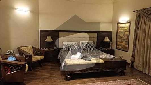 666 Sq Yds Bungalow For Sale | DHA Phase 7