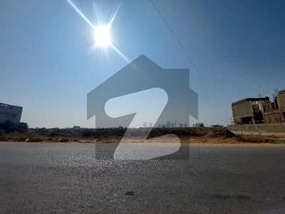 ڈی ایچ اے فیز 8 ڈی ایچ اے ڈیفینس,کراچی میں 1 کنال رہائشی پلاٹ 12.5 کروڑ میں برائے فروخت۔