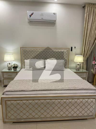 ڈی ایچ اے فیز 1 ڈیفنس (ڈی ایچ اے),لاہور میں 5 کمروں کا 1 کنال مکان 5.0 لاکھ میں کرایہ پر دستیاب ہے۔