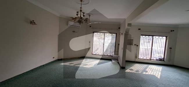 ڈی ایچ اے فیز 6 ڈی ایچ اے ڈیفینس,کراچی میں 4 کمروں کا 1 کنال مکان 15.0 کروڑ میں برائے فروخت۔