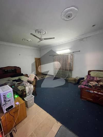 ورسک روڈ پشاور میں 8 کمروں کا 15 مرلہ مکان 4.5 کروڑ میں برائے فروخت۔