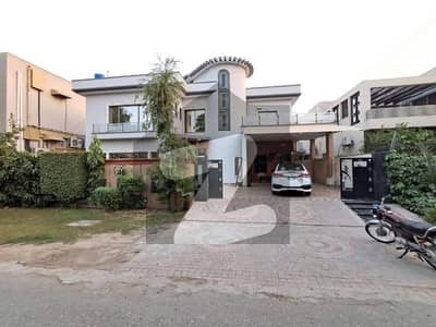 One Kanal Used Modern Design Bungalow For Sale At Prime Location Of DHA Lahore Near To Park Masjid & Commercial Market.