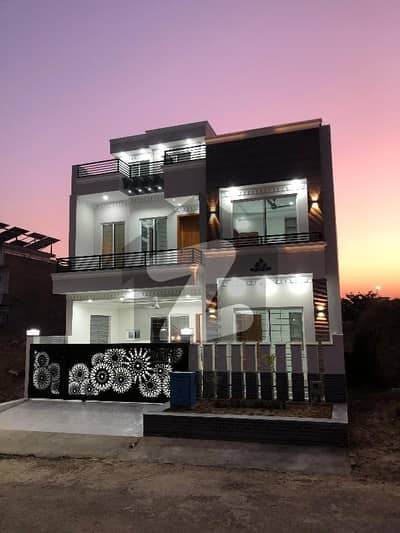 ایم پی سی ایچ ایس ۔ بلاک ایف ایم پی سی ایچ ایس ۔ ملٹی گارڈنز,بی ۔ 17,اسلام آباد میں 5 کمروں کا 8 مرلہ مکان 3.5 کروڑ میں برائے فروخت۔