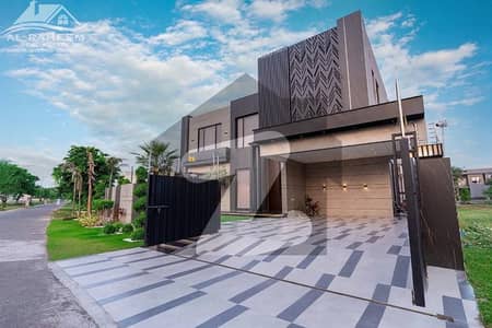 26 MARLA BRAND NEW ITALIAN STYLE ULTRA MODERN BUNGALOW WITH HUGE LAWN FOR SALE NEAR TO RAYA