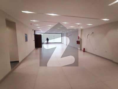 ڈی ایچ اے فیز 6 ڈیفنس (ڈی ایچ اے),لاہور میں 8 مرلہ دفتر 80.0 ہزار میں کرایہ پر دستیاب ہے۔