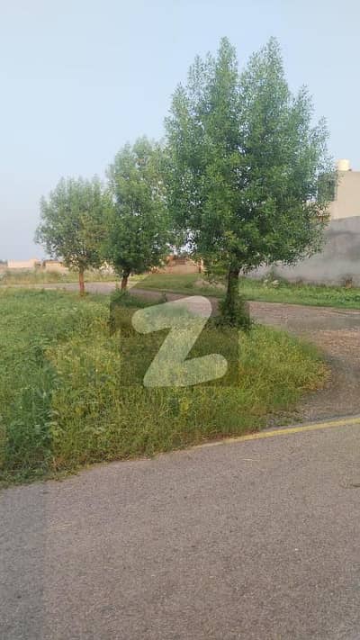 5 Marla investor rate lot for sale