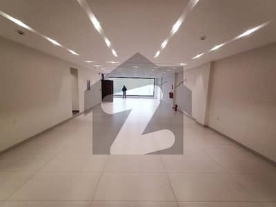 ڈی ایچ اے فیز 6 ڈیفنس (ڈی ایچ اے),لاہور میں 4 مرلہ دفتر 85.0 ہزار میں کرایہ پر دستیاب ہے۔