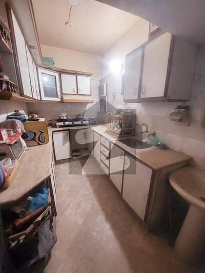 گلشنِ اقبال - بلاک 14 گلشنِ اقبال,گلشنِ اقبال ٹاؤن,کراچی میں 2 کمروں کا 5 مرلہ فلیٹ 1.6 کروڑ میں برائے فروخت۔