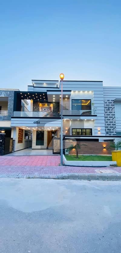 بحریہ ٹاؤن فیز 8 ۔ سیکٹر ایف - 1 بحریہ ٹاؤن فیز 8,بحریہ ٹاؤن راولپنڈی,راولپنڈی میں 5 کمروں کا 10 مرلہ مکان 4.8 کروڑ میں برائے فروخت۔