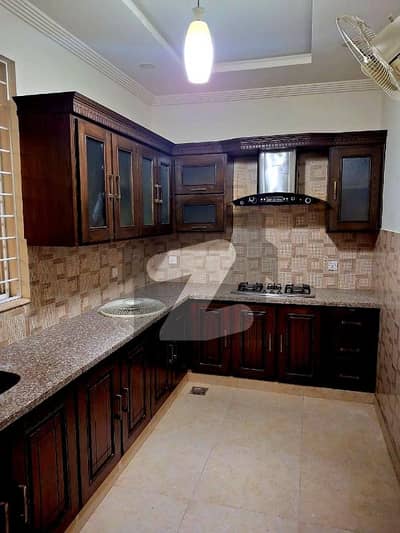 35x70 10 Marla Ground Portion For Rent G-13