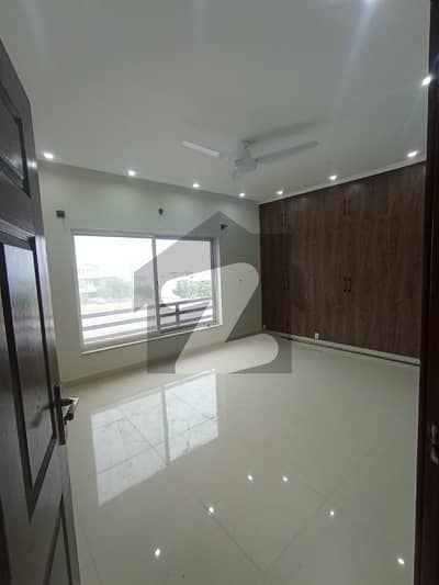 بحریہ انکلیو - سیکٹر ایچ بحریہ انکلیو,بحریہ ٹاؤن,اسلام آباد میں 3 کمروں کا 5 مرلہ مکان 75.0 ہزار میں کرایہ پر دستیاب ہے۔