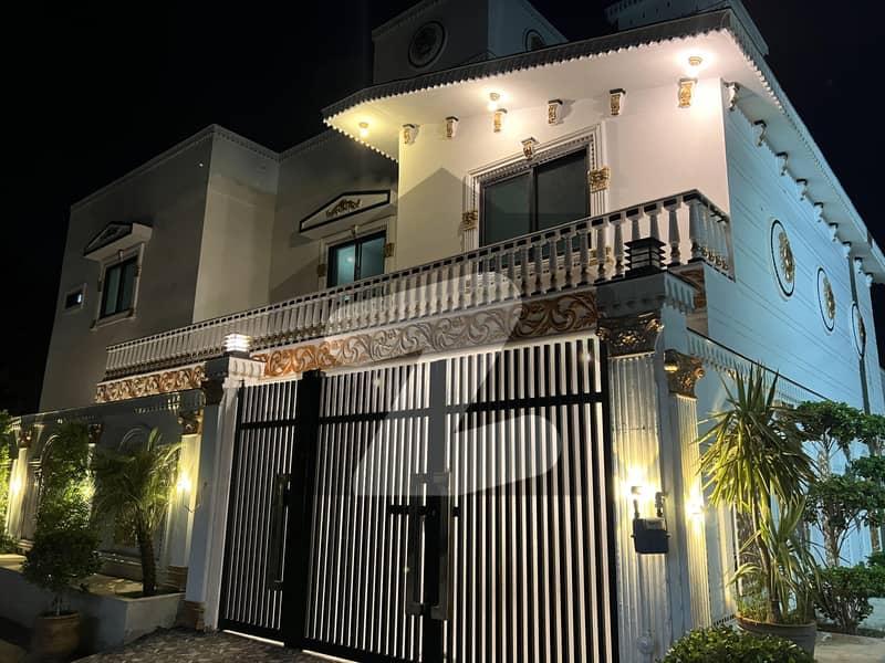 14 Marla Corner House Available For Rent Near Babar Chowk 14 Marla Corner House Available For Rent Near Babar Chowk