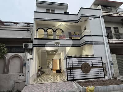 ائیرپورٹ ہاؤسنگ سوسائٹی - سیکٹر 3 ائیرپورٹ ہاؤسنگ سوسائٹی,راولپنڈی میں 4 کمروں کا 5 مرلہ مکان 2.3 کروڑ میں برائے فروخت۔