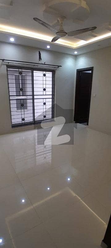 10 Marla Upper Portion For Rent