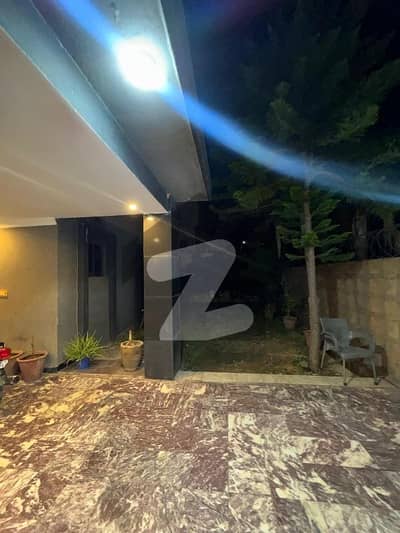 بحریہ ٹاؤن فیز 7 بحریہ ٹاؤن راولپنڈی,راولپنڈی میں 3 کمروں کا 1 کنال زیریں پورشن 1.8 لاکھ میں کرایہ پر دستیاب ہے۔ بحریہ ٹاؤن فیز 7 بحریہ ٹاؤن راولپنڈی,راولپنڈی میں 3 کمروں کا 1 کنال زیریں پورشن 1.8 لاکھ میں کرایہ پر دستیاب ہے۔