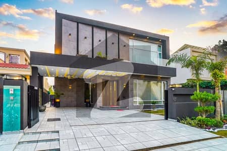 1 Kanal Top Quality Build Luxurious Beautiful Modern Design Villa With Basement For Sale In DHA Lahore Phase 7 Prime Location Near To Raya