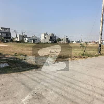 ویتھ ایمپلائیز کوآپریٹو ہاؤسنگ لاہور میں 16 مرلہ رہائشی پلاٹ 1.3 کروڑ میں برائے فروخت۔