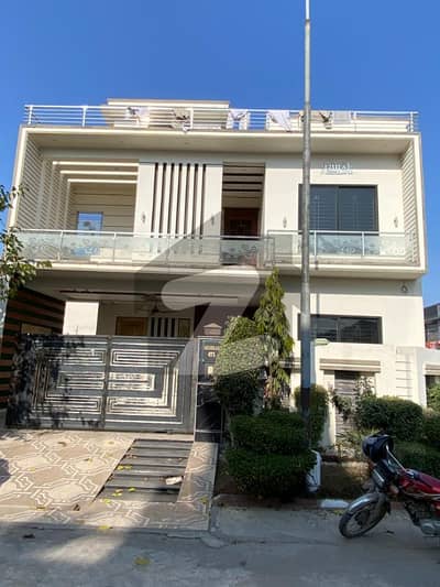 ڈی سی کالونی - مہران بلاک ڈی سی کالونی,گوجرانوالہ میں 5 کمروں کا 10 مرلہ مکان 3.65 کروڑ میں برائے فروخت۔ ڈی سی کالونی - مہران بلاک ڈی سی کالونی,گوجرانوالہ میں 5 کمروں کا 10 مرلہ مکان 3.65 کروڑ میں برائے فروخت۔