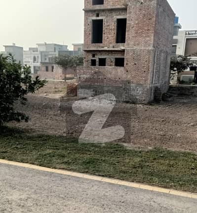 پارک ویو سٹی - ٹولپ اوورسیز پارک ویو سٹی,لاہور میں 5 مرلہ رہائشی پلاٹ 64.5 لاکھ میں برائے فروخت۔