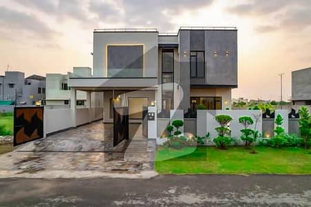 1 KANAL BRAND NEW HOSUE FOR SALE 80 % PERSENT WORK COMPLETTED