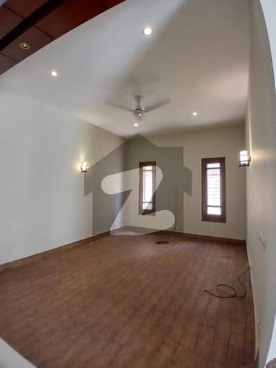 120yards Slightly Used Bungalow With Basement In Dha Phase 8