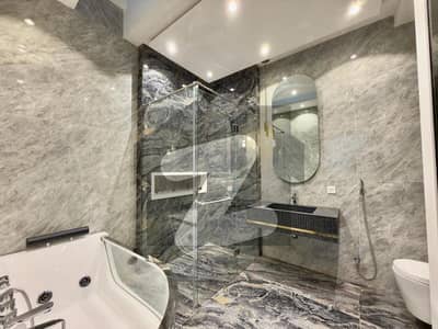 ڈی ایچ اے 9 ٹاؤن ڈیفنس (ڈی ایچ اے),لاہور میں 3 کمروں کا 5 مرلہ مکان 2.35 کروڑ میں برائے فروخت۔ ڈی ایچ اے 9 ٹاؤن ڈیفنس (ڈی ایچ اے),لاہور میں 3 کمروں کا 5 مرلہ مکان 2.35 کروڑ میں برائے فروخت۔