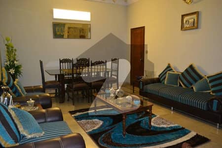 400 yard house with basement and extra land