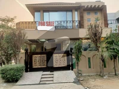 6.25 Marla Corner House With Basement For Sale In DHA Phase 3 Z Block