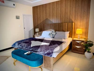 Two bed farnehshd apartment available for rant visit any tim