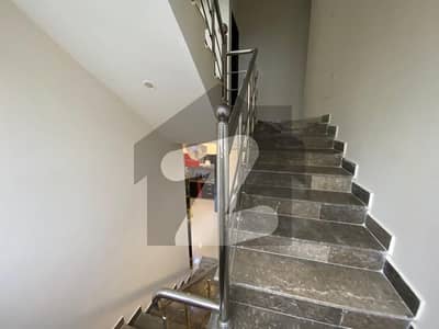 Defance Phase 8 House 100 Yard With BESETMENT 3 Bedroom