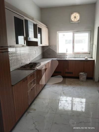 فالکن کمپلیکس نیوملیر ملیر,کراچی میں 5 کمروں کا 1 کنال مکان 10.35 کروڑ میں برائے فروخت۔