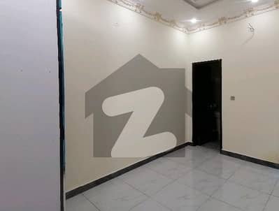 علامہ اقبال ٹاؤن لاہور میں 4 کمروں کا 3 مرلہ مکان 85.0 ہزار میں کرایہ پر دستیاب ہے۔